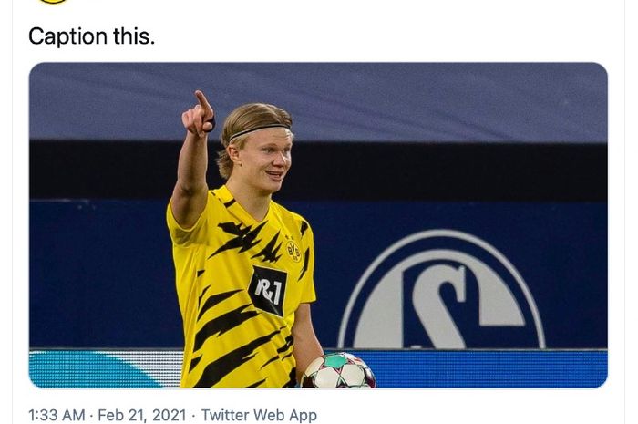 Penyerang Borussia Dortmund, Erling Haaland, kembali tampil on fire saat timnya bertemu Schalke 04 dalam laga derbi Ruhr di Stadion Veltins Arena, Gelsenkirchen, Jerman. 