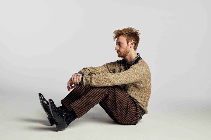 Finneas Dinobatkan Jadi Penulis Lagu Terbaik Spotify di Tahun 2020 - Hai