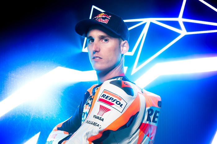 Pembalap Repsol Honda, Pol Espargaro, pada peluncuran tim, Senin (22/2/2021).