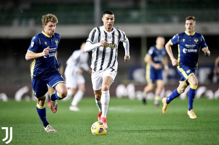 Cristiano Ronaldo dilayani anak legenda Italia, namun Juventus justru gagal menang di Verona dalam pekan ke-24 Liga Italia 2020-2021.