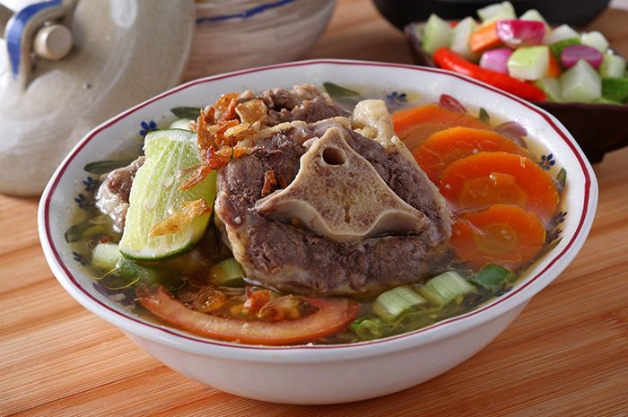 Terbongkar 5 Trik Bikin Sop Buntut Empuk dan Enak Banget Ala Restoran
