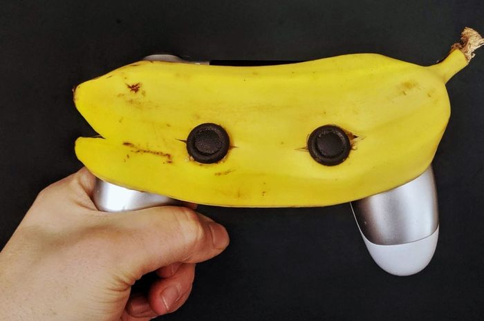 Sony PlayStation banana controller illustration