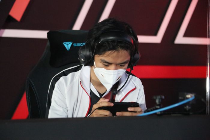 Roster Alter Ego, Udil Surbakit when competing in MPL ID S7 Week 2 Day 1.