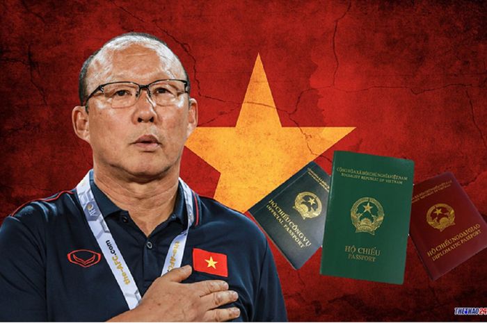 Pelatih Timnas Vietnam Park Hang-seo berjasa besar bagi negara komunis Asia Tenggara itu. Kompatriot Shin Tae-yong ini ingin dinaturalisasi menjadi warga negara Vietnam.