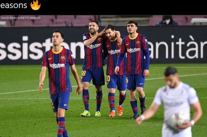 Lionel Messi sukes mencetak gol ke-20 di Liga Spanyol musim 2020-2021 kala Barcelona menang 3-1 atas Huesca.