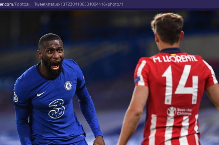 Bek Chelsea,  Antonio Ruediger (kiri), dalam laga melawan Atletico Madrid pada leg kedua babak 16 besar Liga Champions 2020-2021 Rabu (17/3/2021) waktu setempat atau Kamis dini hari WIB