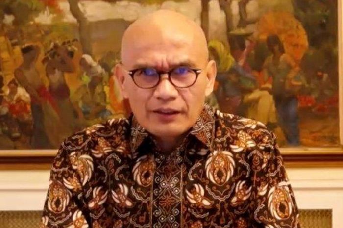 Duta Besar Indonesia untuk Inggris, Desra Percaya.