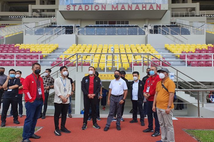 Menpora Zainudin Amali di Stadion Manahan, Solo, Sabtu (20/3/2021)
