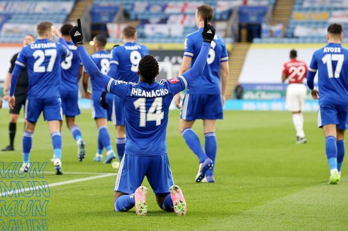 Leicester City akhirnya kembali menembus final Piala FA setelah 52 tahun selalu gagal dan akan menantang Chelsea.