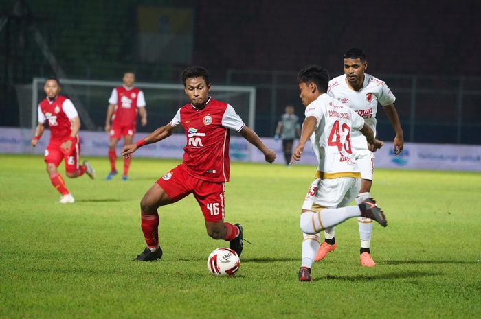 Pemain Persija Jakarta Osvaldo Haay,  di laga lawan PSM Makassar di Piala Menpora 2021, di Stadion Kanjuruhan, Malang, Jawa Timur, pada Senin (22/3/2021)