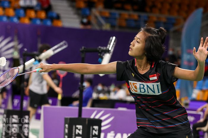 Aksi pemain tunggal putri Indonesia, Putri Kusuma Wardani, pada babak 32 besar Orleans Masters 2021 di Palais des Sports, Orleans, Prancis, 24 Maret 2021.