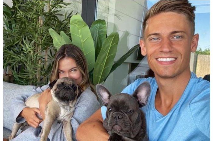 Pemain Incaran Manchester United, Marcos Llorente, mempunyai anjing yang diberi nama yang identik dengan Liverpool.