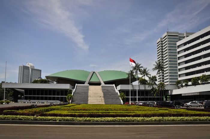 Daftar Lembaga Legislatif Negara Berdasarkan Hasil