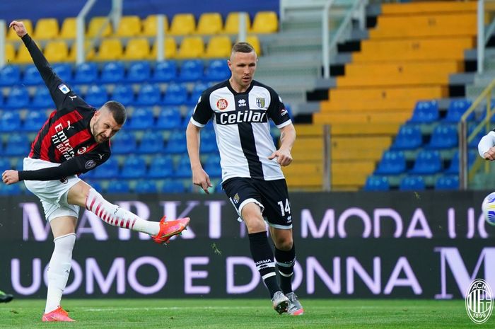 Ante Rebic sukses membuat AC Milan unggul 1-0 atas Parma pada laga pekan ke-30 Liga Italia 2020-2021.