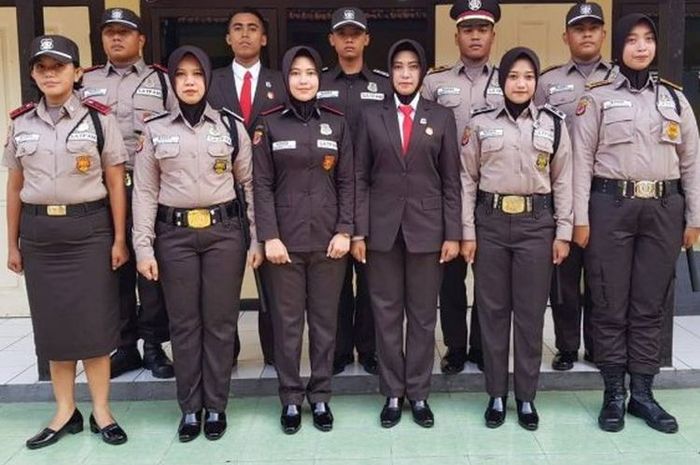 BERITA POPULER Alasan Seragam Baru Satpam Berwarna Cokelat Mirip