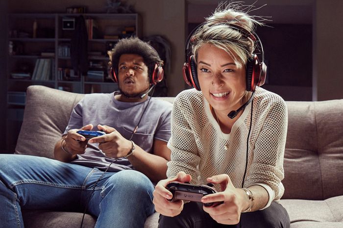 Illustration playing Xbox game