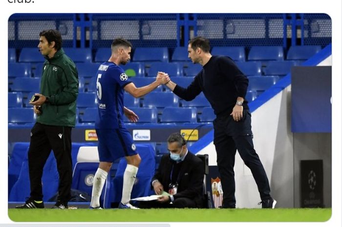 Momen kebersamaan Jorginho (kiri) dengan Frank Lampard ketika masih sama-sama membela Chelsea.