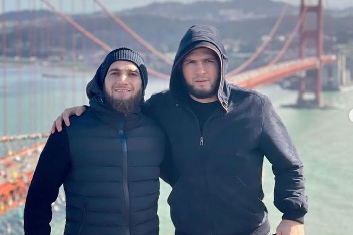 Movlid Khaibulaev dan Khabib Nurmagoemdov.