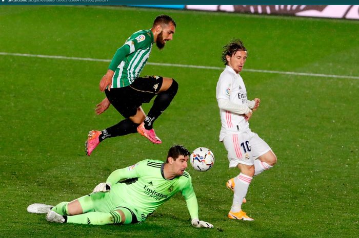 Real Madrid menuai hasil imbang 0-0 melawan Real Betis pada laga pekan ke-32 Liga Spanyol 2020-2021.