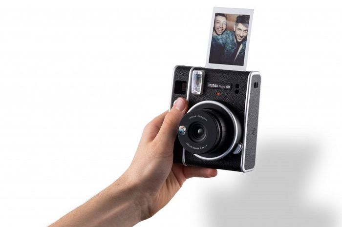 Kamera Instan Fujifilm Instax Mini 40 Hadir di RI, Harganya? - Info Komputer