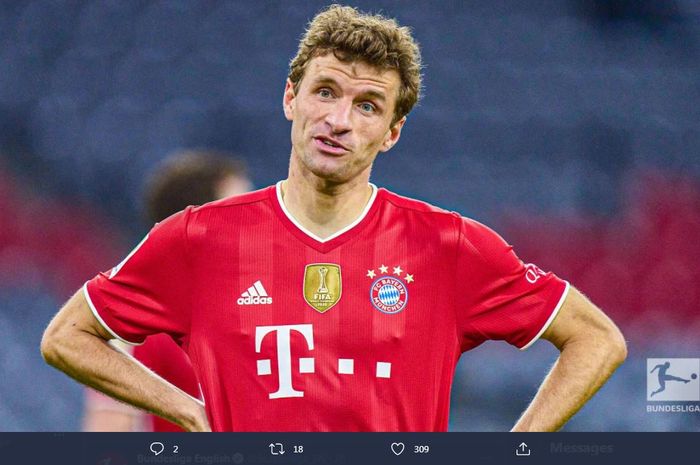 Reaksi pemain serang Bayern Muenchen, Thomas Mueller.