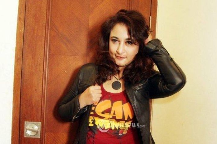 Penyanyi <a href='https://manado.tribunnews.com/tag/rinada' title='Rinada'>Rinada</a>