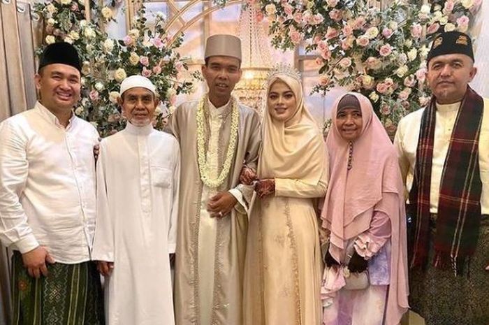 Pernikahan Ustaz Abdul Somad Dan Gadis 19 Tahun Dimajukan 20 Hari Sosok Yang Berasal Dari Jombang Asal Fatima Az Zahra Buka Suara Beberkan Alasannya Semua Halaman Grid Star