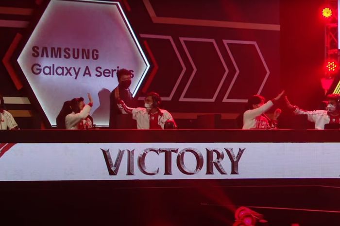 BTR Alpha won the match against Alter Ego with a score of 2-1 in the playoffs MPL ID S7