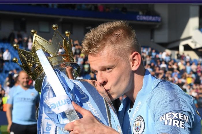 Bek sayap Manchester City, Oleksandr ZInchenko