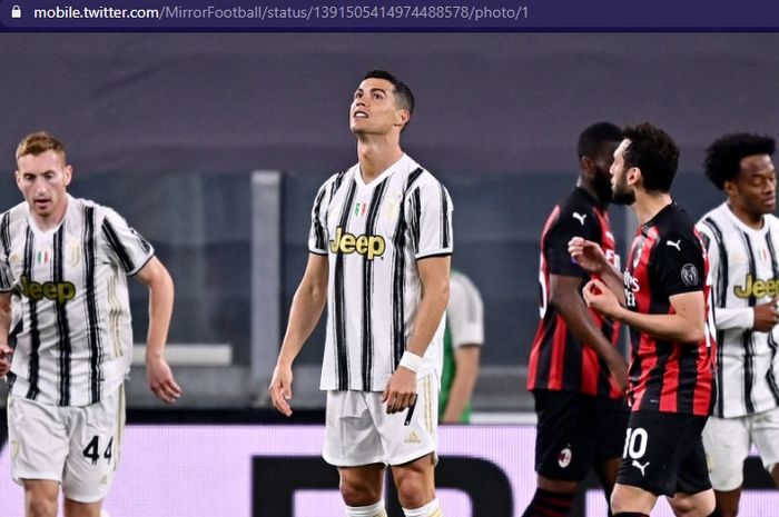 Ekspresi Cristiano Ronaldo dalam partai Juventus vs AC Milan di Liga Italia, 9 Mei 2021.
