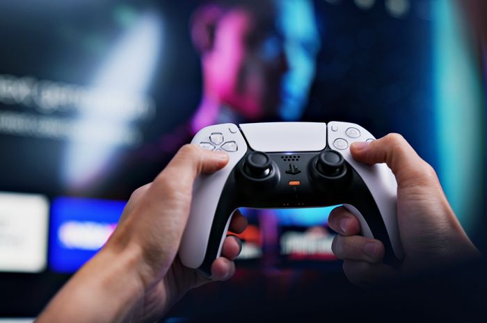 PS5 game play illustration