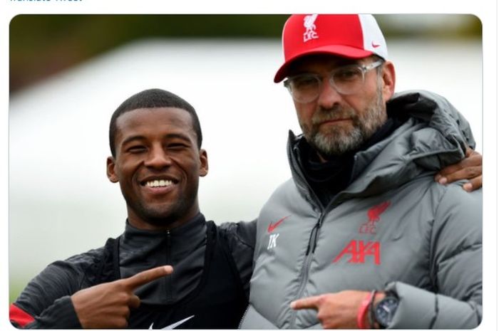 Momen kebersamaan Juergen Klopp (kanan) dengan Georginio Wijnaldum dalam sebuah sesi latihan Liverpool.