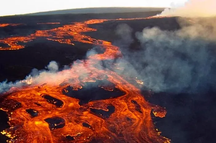 Studi Terbaru Ungkap Potensi Bahaya Gunung Berapi Terbesar Di Dunia Semua Halaman National Geographic
