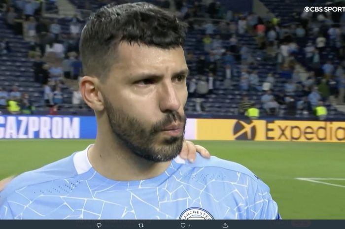 Sergio Aguero menangis setelah Manchester City kalah dari Chelsea pada final Liga Champions 2020-2021.