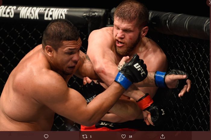 Marcin Tybura, petarung kelas berat asal Polandia yang pernah bertarung dengan Derrick Lewis