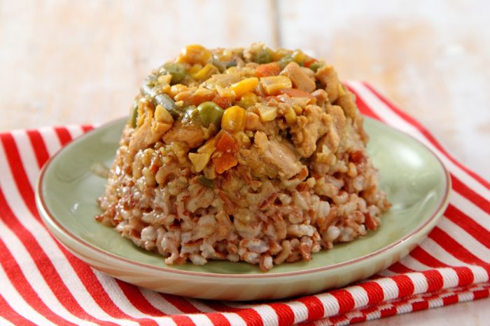Resep Nasi Tim Merah Ayam Enak Ini Wajib Disajikan Agar Sarapan Jadi