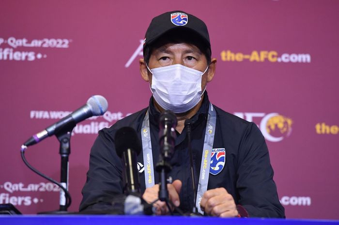 Pelatih timnas Thailand, Akira Nishino, dalam konferensi pers sebelum laga melawan timnas Indonesia, Rabu (2/6/2021)