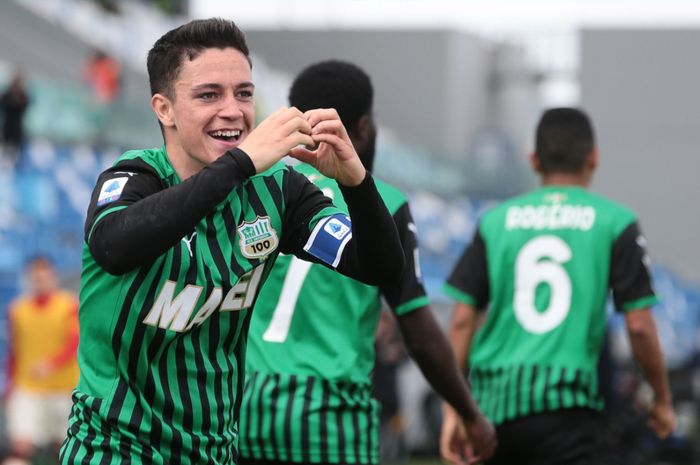 Penyerang muda Sassuolo, Giacomo Raspadori dipanggil timnas senior Italia untuk pertama kalinya.