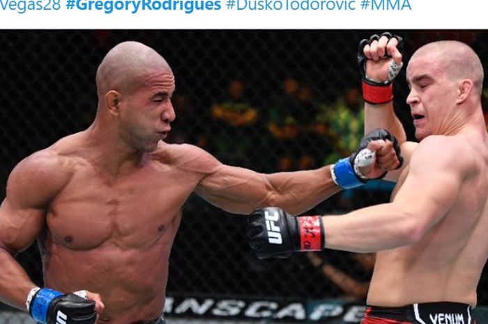 Laga Gregory Rodrigues vs Dusko Todorovic di UFC Vegas 28, Minggu (6/6/2021) WIB.