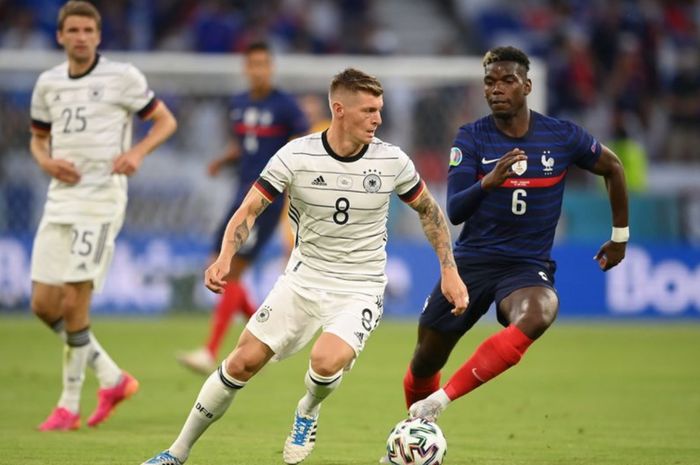 Duel Toni Kroos dan Paul Pogba tersaji pada laga Prancis kontra Jerman dalam laga perdana Grup F Euro 2020.