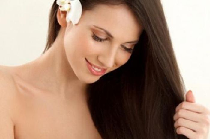 Coba Mulai Sekarang Lumuri Rambut dengan Tepung Beras, Jangan Kaget