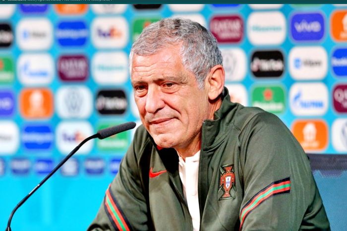 Pelatih timnas Portugal, Fernando Santos.