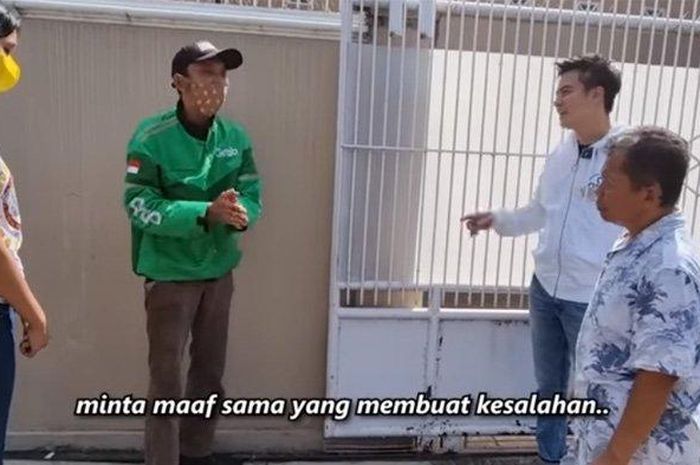 Baim Wong memarahi ojol yang datang kepadanya