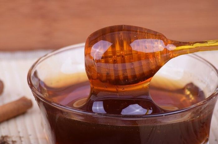 Tak Perlu Pakai Obat, Coba 4 Cara Alami Ini untuk Atasi Sariawan yang