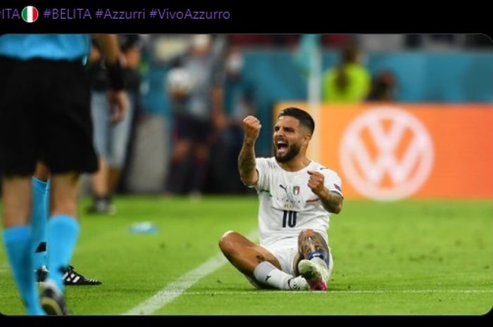 Gaya selebrasi Lorenzo Insigne usai mencetak gol kedua timnas Italia ke gawang timnas Belgia di perempat final EURO 2020