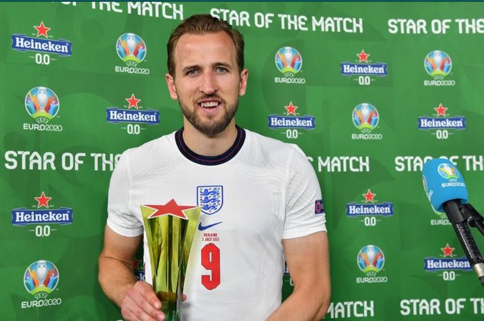 Kapten timnas Inggris, terpilih sebagai Man of The Match pada laga melawan Ukraina di babak perempat final EURO 2020.