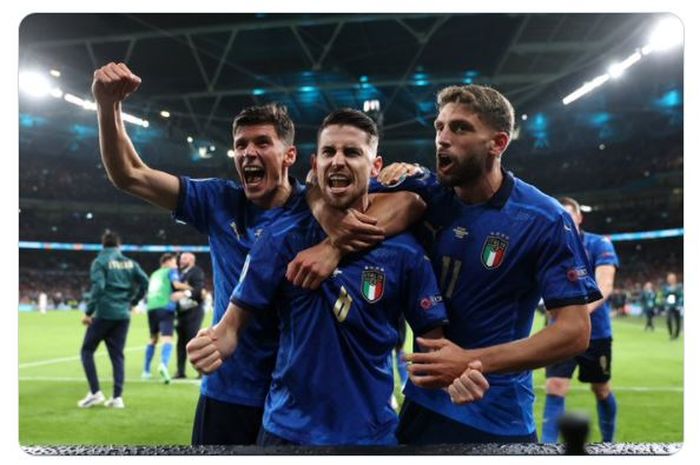 Timnas Italia melaju ke final EURO 2020 setelah menyingkirkan timnas Spanyol pada babak semifinal.