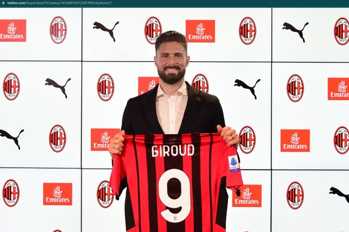 Olivier Giroud resmi bergabung dengan AC Milan dan mengenakan nomor punggung 9.