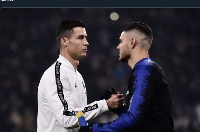 Cristiano Ronaldo bersalaman dengan Mauro Icardi dalam duel Juventus vs Inter Milan.