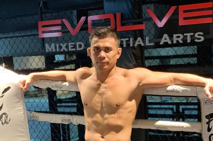 Petarung ONE Championship asal Indonesia, Eko Roni Saputra.